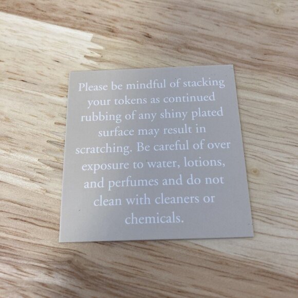 India Hicks This is the Year Token Pendant, MMXVIII -2018 Silver - Picture 4 of 5